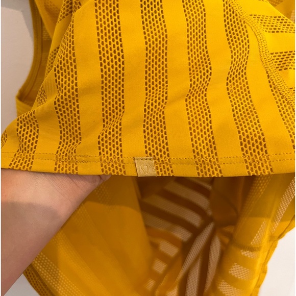 LULULEMON striped mustard tank size 4 - Picture 2 of 2